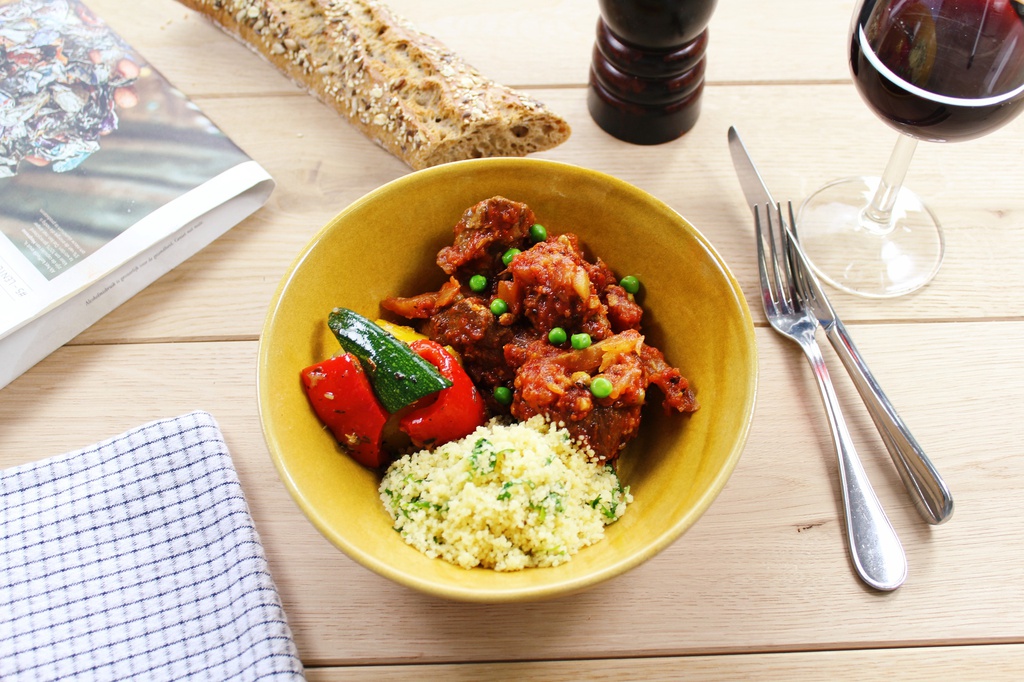 TAJINE D'AGNEAU / ABRICOTS / LÉGUMES DE SAISON - 800g 