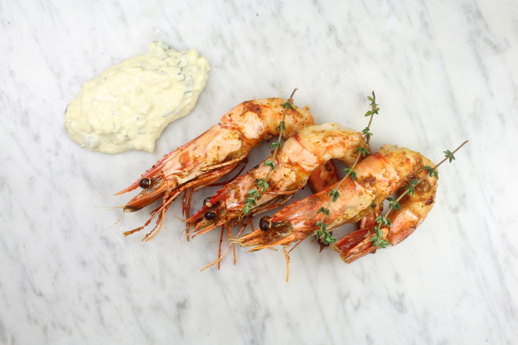 3 LARGE SHRIMP (BODY PEEL) / LEEKS / SAUCE WITH COCONUT MILK AND ANISE