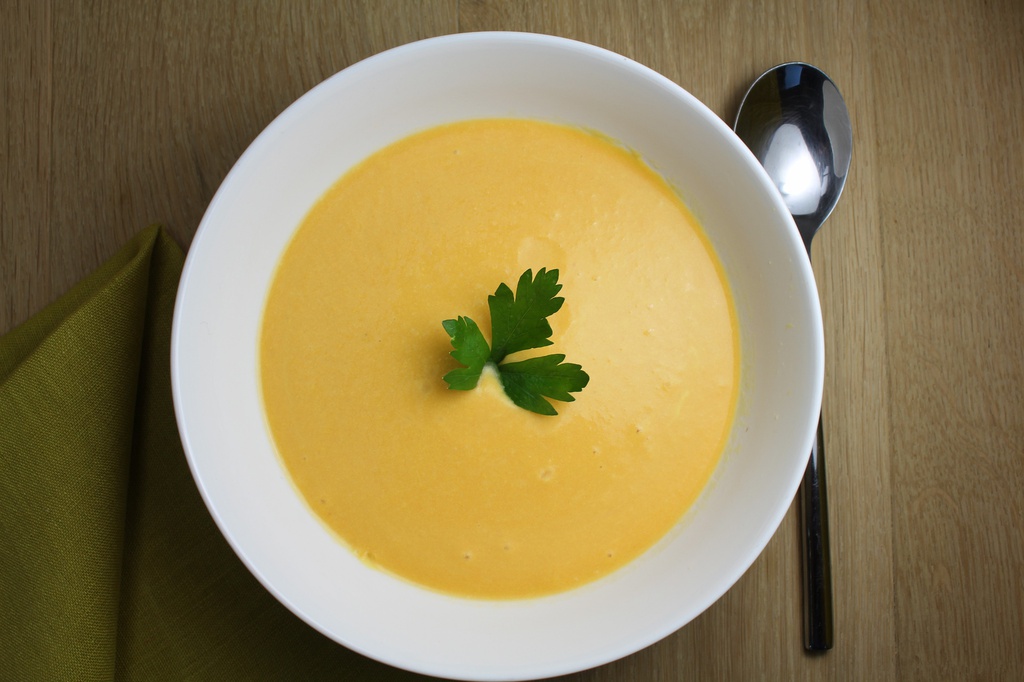 SOEP VAN ZOETE AARDAPPEL MET KOKOSMELK + ACC 1/2L