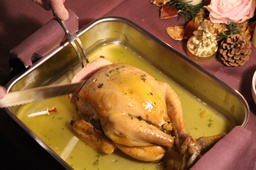 [8690 - 92 / FTK] BAKED TURKEY COOKED + SAUCE (4PERS)